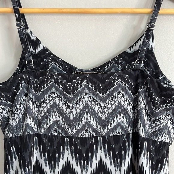 Kyodan A-Line Summer Dress Empire Waist Chevron Print Black White Grey - Picture 7 of 16